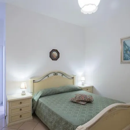 Dom wakacyjny Elegant House Overlooking The Sea, Easy Park, Wifi Praiano